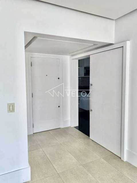 Apartamento à venda com 3 quartos, 105m² - Foto 13