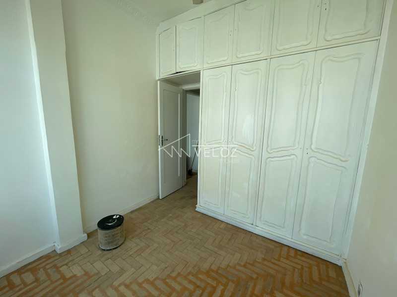 Apartamento à venda com 2 quartos, 58m² - Foto 4