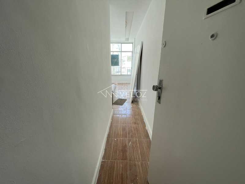 Apartamento à venda com 2 quartos, 58m² - Foto 25