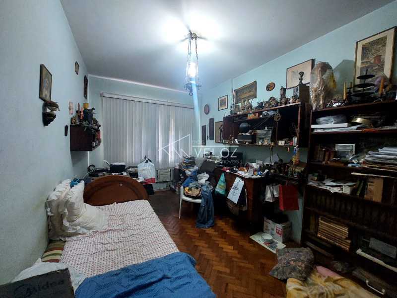 Apartamento à venda com 4 quartos, 211m² - Foto 14