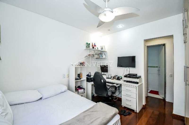 Apartamento à venda com 2 quartos, 217m² - Foto 7