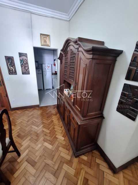 Apartamento à venda com 2 quartos, 65m² - Foto 14