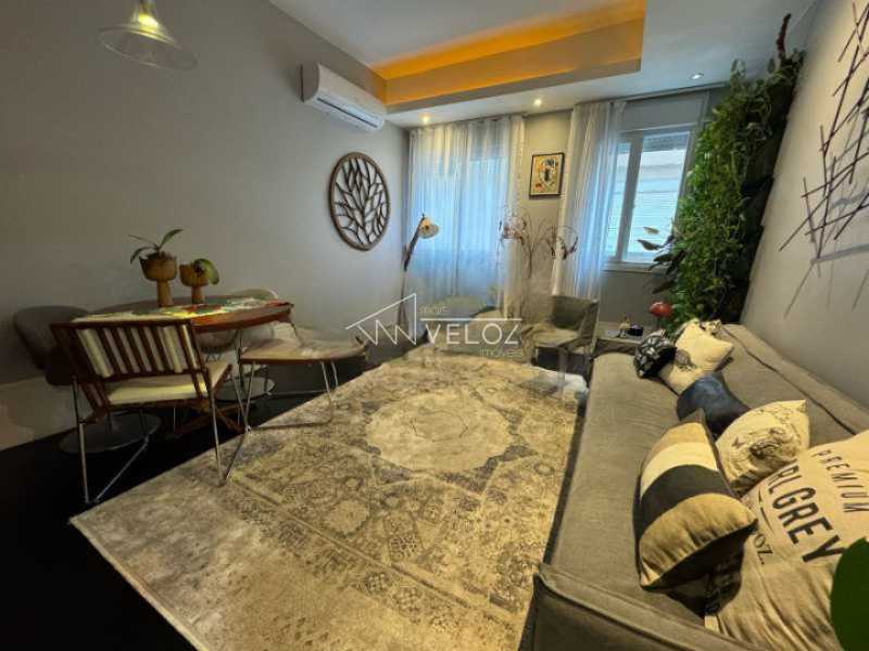 Apartamento à venda com 2 quartos, 76m² - Foto 2