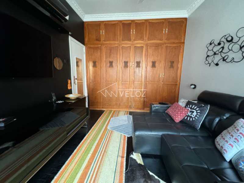 Apartamento à venda com 2 quartos, 76m² - Foto 9