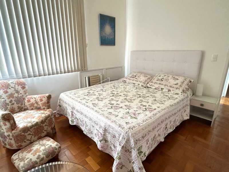 Apartamento à venda com 3 quartos, 98m² - Foto 13