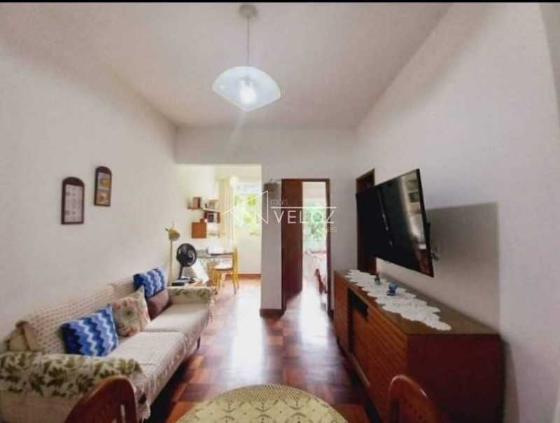 Apartamento à venda com 1 quarto, 39m² - Foto 1