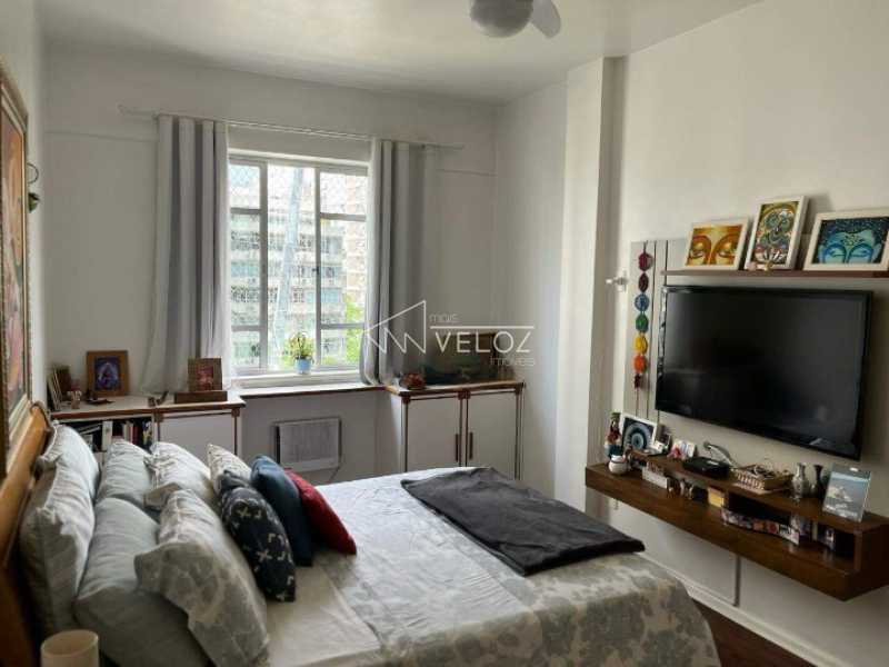 Apartamento à venda com 3 quartos, 98m² - Foto 2