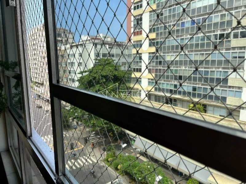 Apartamento à venda com 3 quartos, 98m² - Foto 1