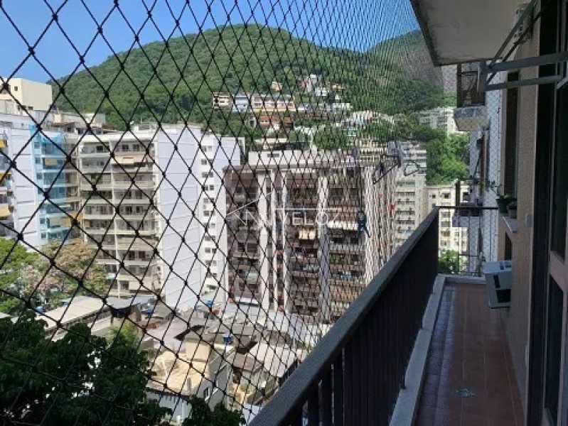 Apartamento à venda com 1 quarto, 63m² - Foto 12