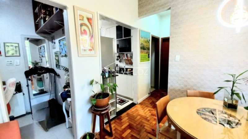 Apartamento à venda com 2 quartos, 66m² - Foto 7