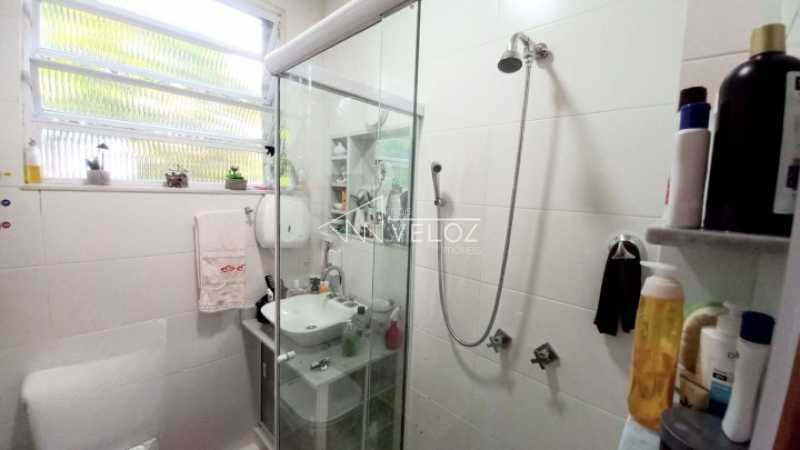 Apartamento à venda com 2 quartos, 66m² - Foto 19