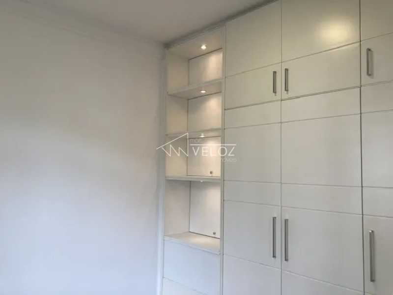 Apartamento à venda com 2 quartos, 65m² - Foto 20