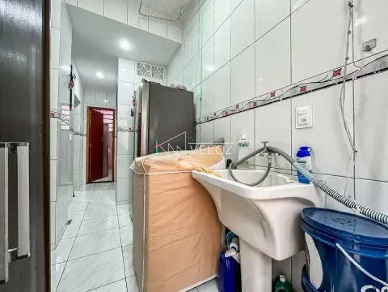 Casa à venda com 3 quartos, 297m² - Foto 8