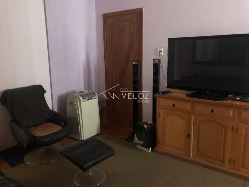 Apartamento à venda com 1 quarto, 48m² - Foto 2