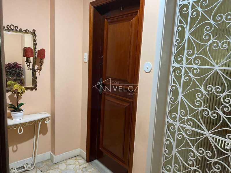 Apartamento à venda com 3 quartos, 91m² - Foto 8