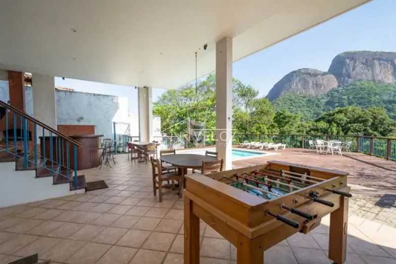 Casa de Condomínio à venda com 4 quartos, 450m² - Foto 15