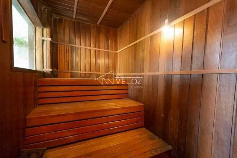 Casa de Condomínio à venda com 4 quartos, 450m² - Foto 22