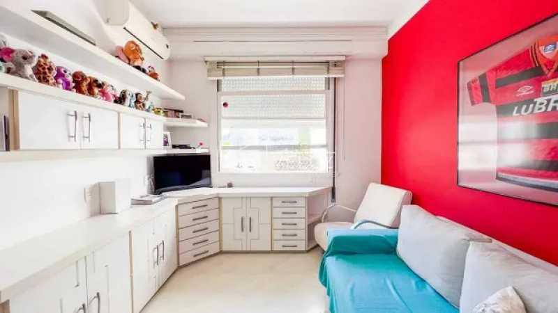 Apartamento à venda com 4 quartos, 245m² - Foto 14