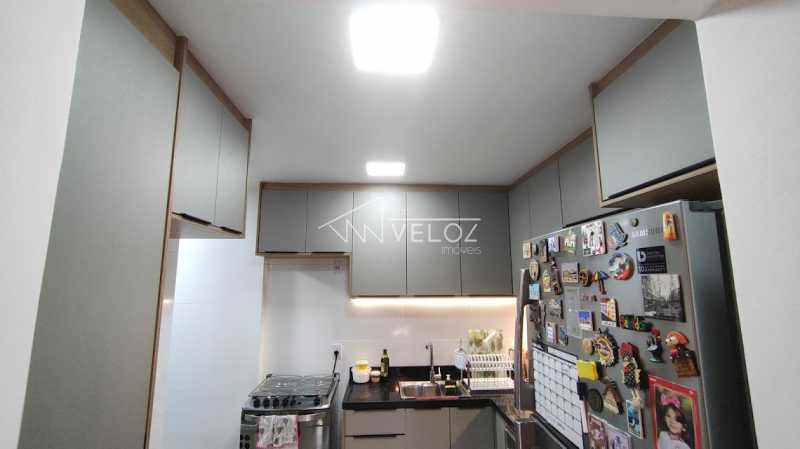 Apartamento à venda com 3 quartos, 82m² - Foto 12