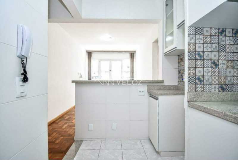 Apartamento à venda com 2 quartos, 60m² - Foto 9