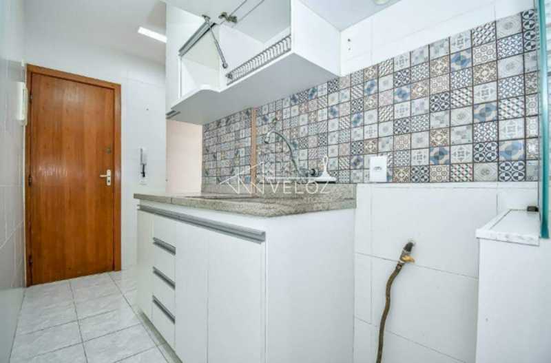 Apartamento à venda com 2 quartos, 60m² - Foto 12