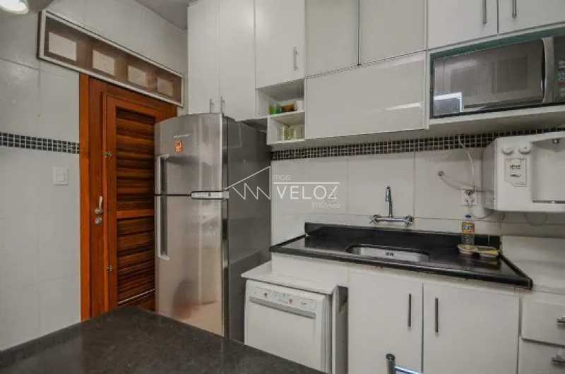 Apartamento à venda com 2 quartos, 62m² - Foto 20