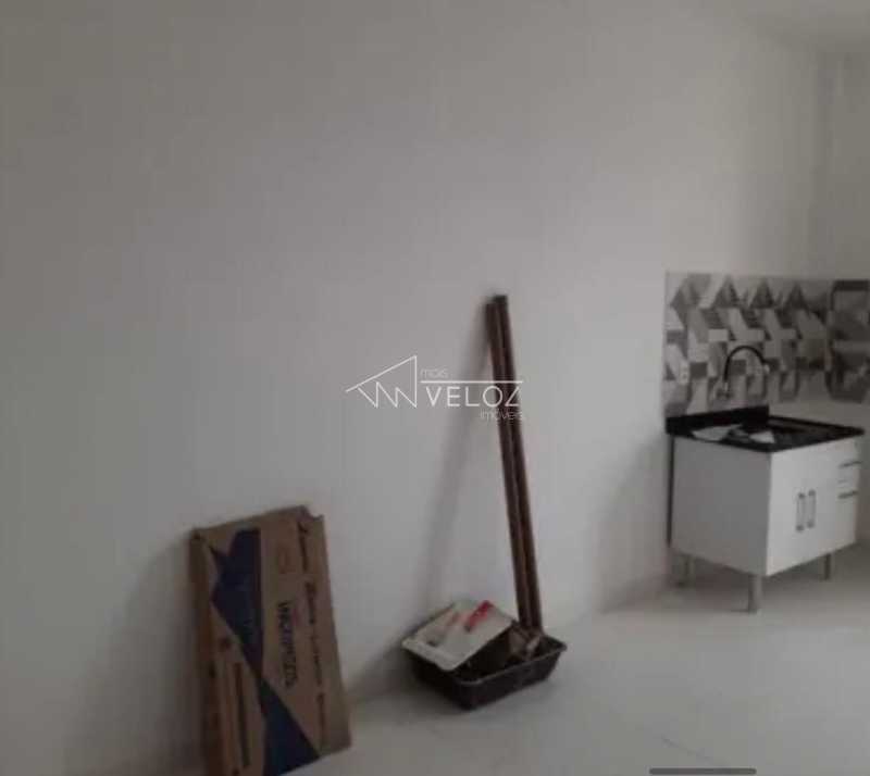 Apartamento à venda com 1 quarto, 19m² - Foto 2