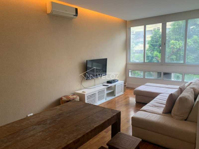 Apartamento à venda com 3 quartos, 90m² - Foto 2