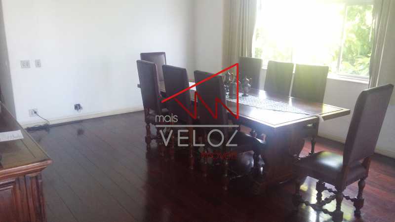 Apartamento à venda com 4 quartos, 230m² - Foto 10