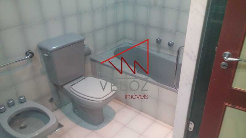 Apartamento à venda com 4 quartos, 230m² - Foto 21