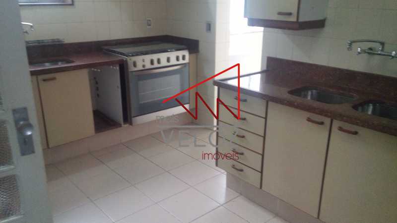 Apartamento à venda com 4 quartos, 230m² - Foto 26