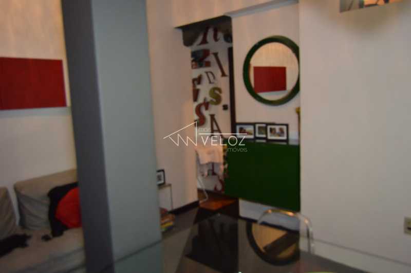 Apartamento à venda com 2 quartos, 63m² - Foto 3