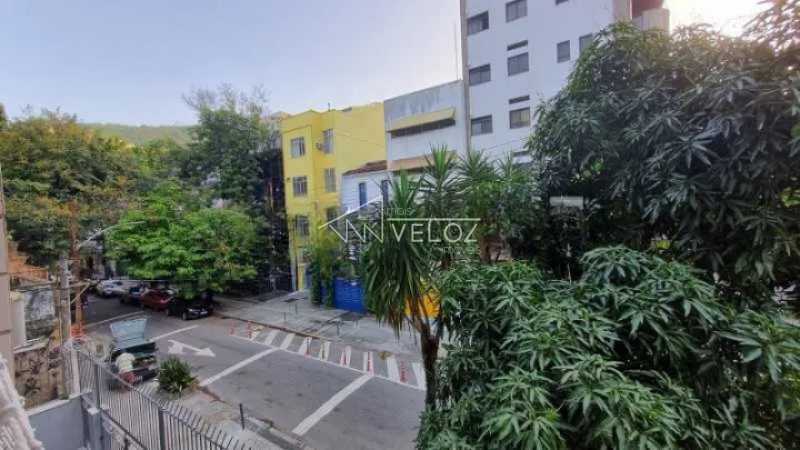 Apartamento à venda com 2 quartos, 66m² - Foto 1