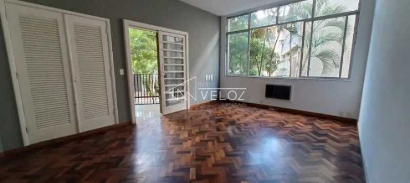 Apartamento à venda com 3 quartos, 120m² - Foto 1