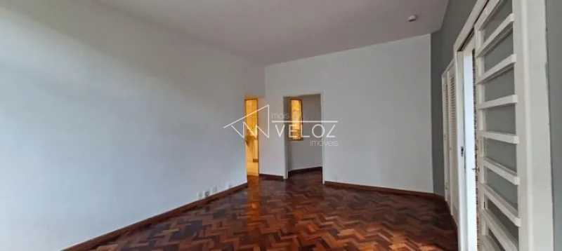 Apartamento à venda com 3 quartos, 120m² - Foto 4