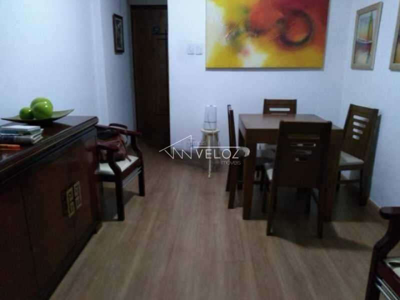 Apartamento à venda com 2 quartos, 66m² - Foto 20