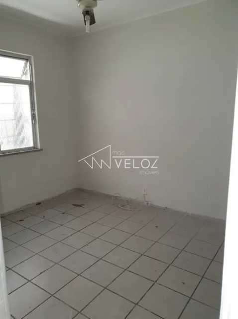 Apartamento à venda com 1 quarto, 40m² - Foto 4