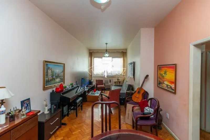 Apartamento à venda com 2 quartos, 84m² - Foto 8