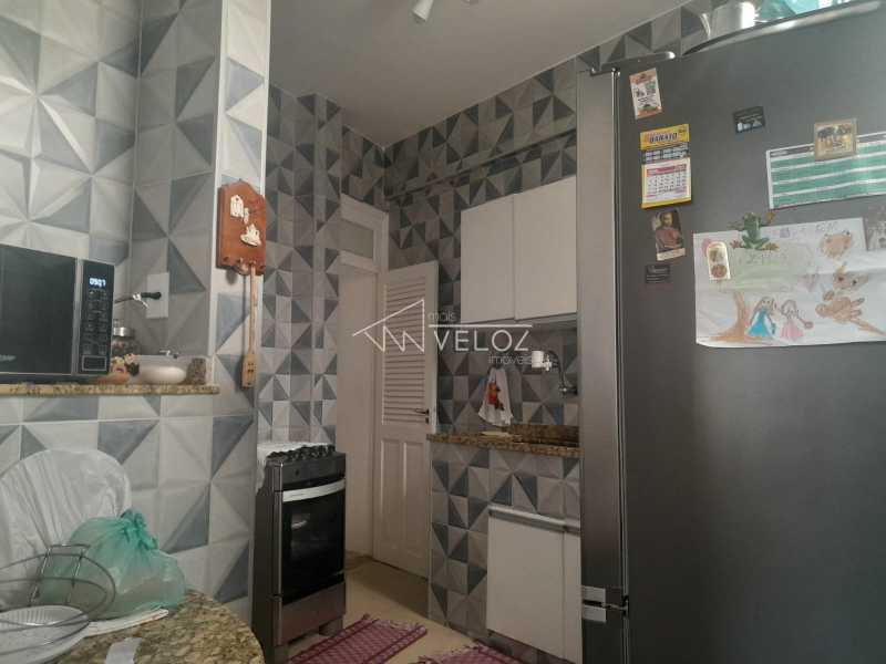 Apartamento à venda com 3 quartos, 95m² - Foto 18