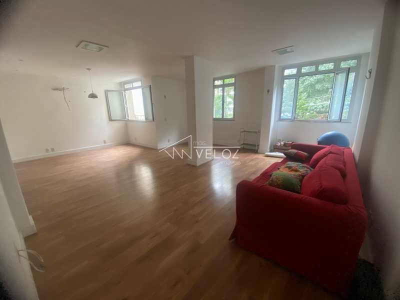 Apartamento à venda com 2 quartos, 95m² - Foto 1