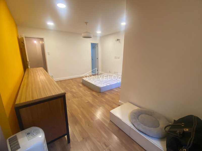 Apartamento à venda com 2 quartos, 95m² - Foto 7