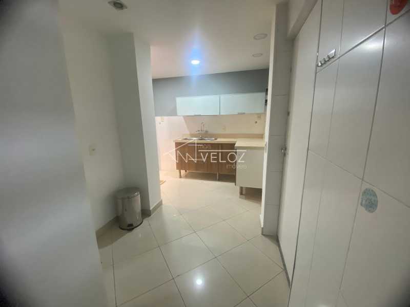 Apartamento à venda com 2 quartos, 95m² - Foto 14