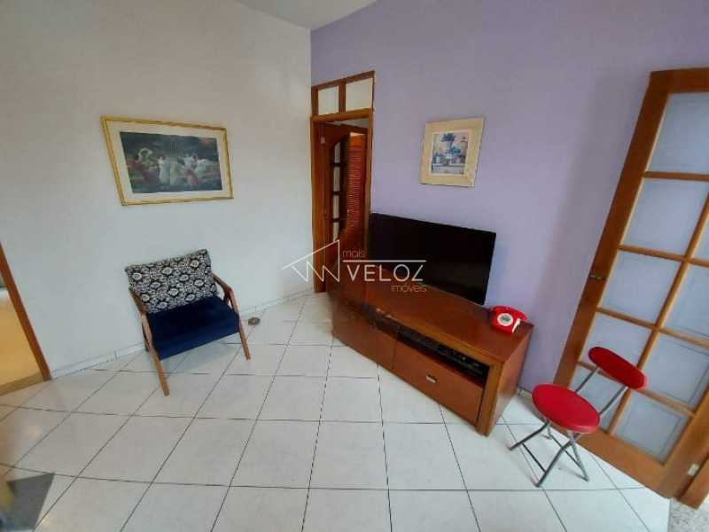 Apartamento à venda com 2 quartos, 70m² - Foto 5