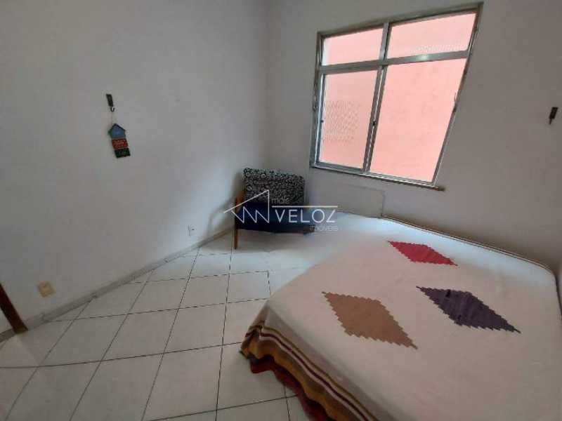 Apartamento à venda com 2 quartos, 70m² - Foto 12