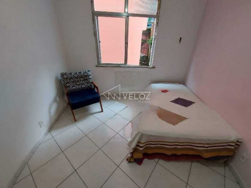 Apartamento à venda com 2 quartos, 70m² - Foto 14