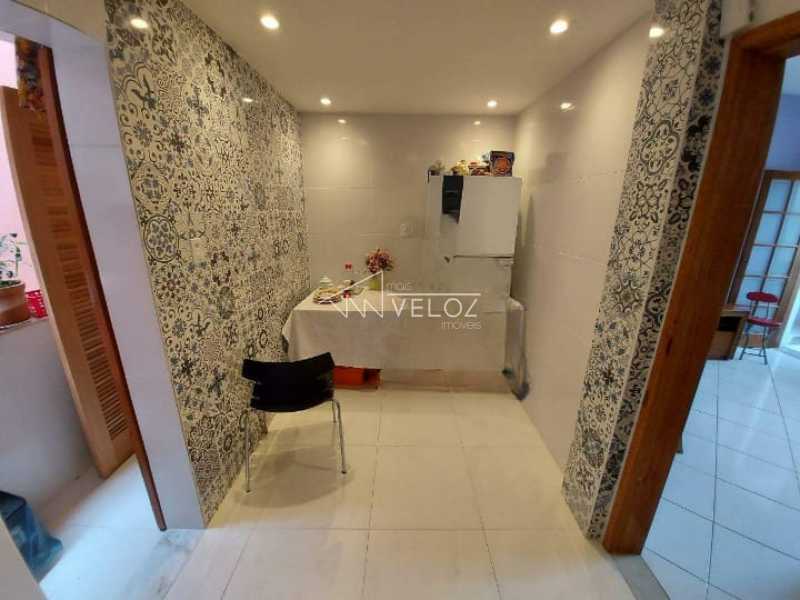 Apartamento à venda com 2 quartos, 70m² - Foto 24