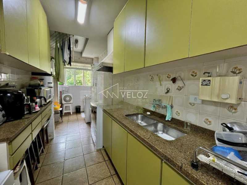 Apartamento à venda com 4 quartos, 160m² - Foto 13