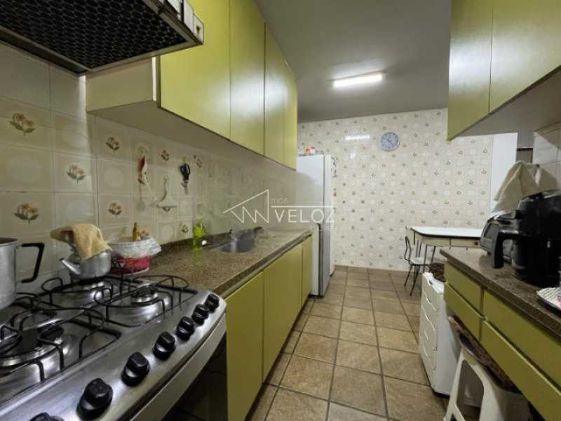 Apartamento à venda com 4 quartos, 160m² - Foto 19