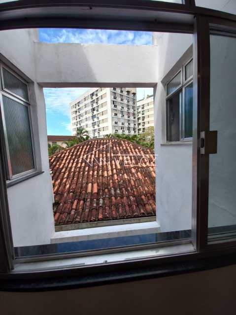 Apartamento à venda com 1 quarto, 60m² - Foto 11