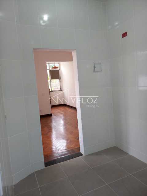 Apartamento à venda com 1 quarto, 60m² - Foto 4